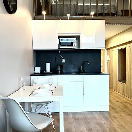 Apartamento Zarembowicza 38 - Self Check-in 20h - Parking &lift *