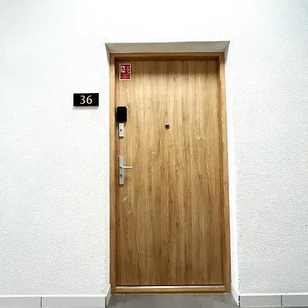 Zarembowicza 38 - Self Check-in 20h - Parking &lift Apartment Wroclaw