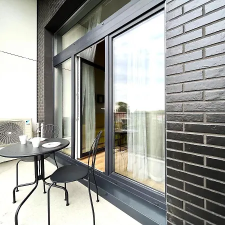 Apartment Zarembowicza 38 - Self Check-in 20h - Parking &lift Wroclaw